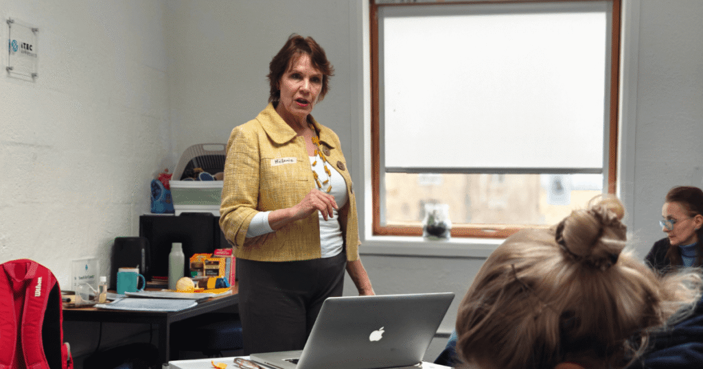 What to Expect from an Aromatherapy Diploma Course